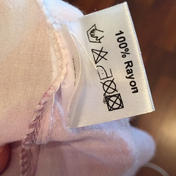 Charlie Joe purple, white dress 100% Rayon. - Picture 8 of 8